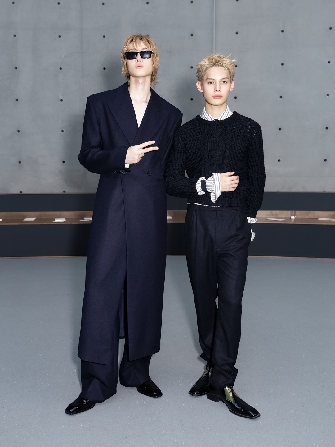 bzvn-cortis-saint-laurent-men-xuan-he-202700005