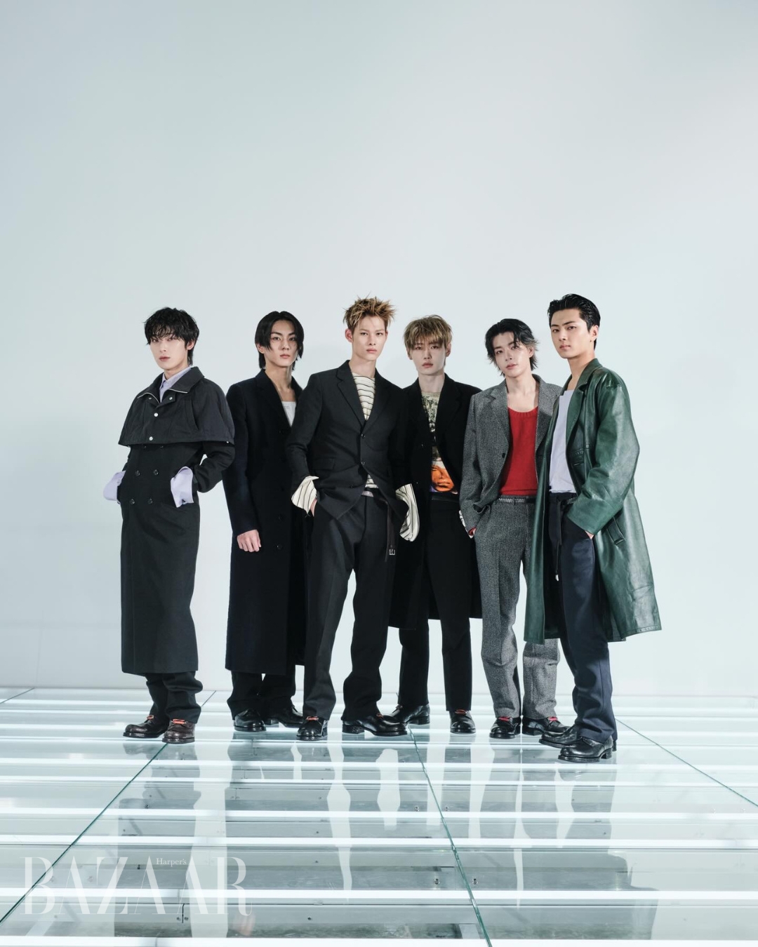bzvn-gia-tri-truyen-thong-fashion-week-paris-milan-tuan-le-thoi-trang-prada-enhypen