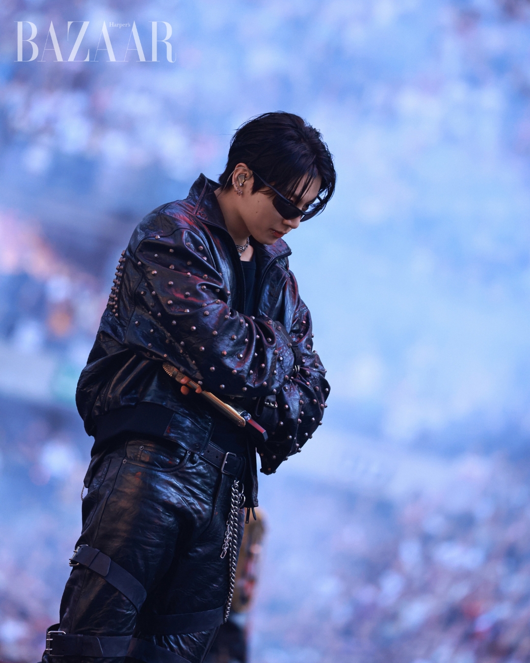 bzvn-jungkook-balenciaga-arirang-concert-paris (1)