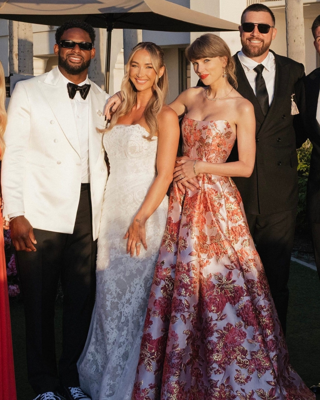 bzvn-taylor-swift-lo-dien-sau-dam-cuoi (3)
