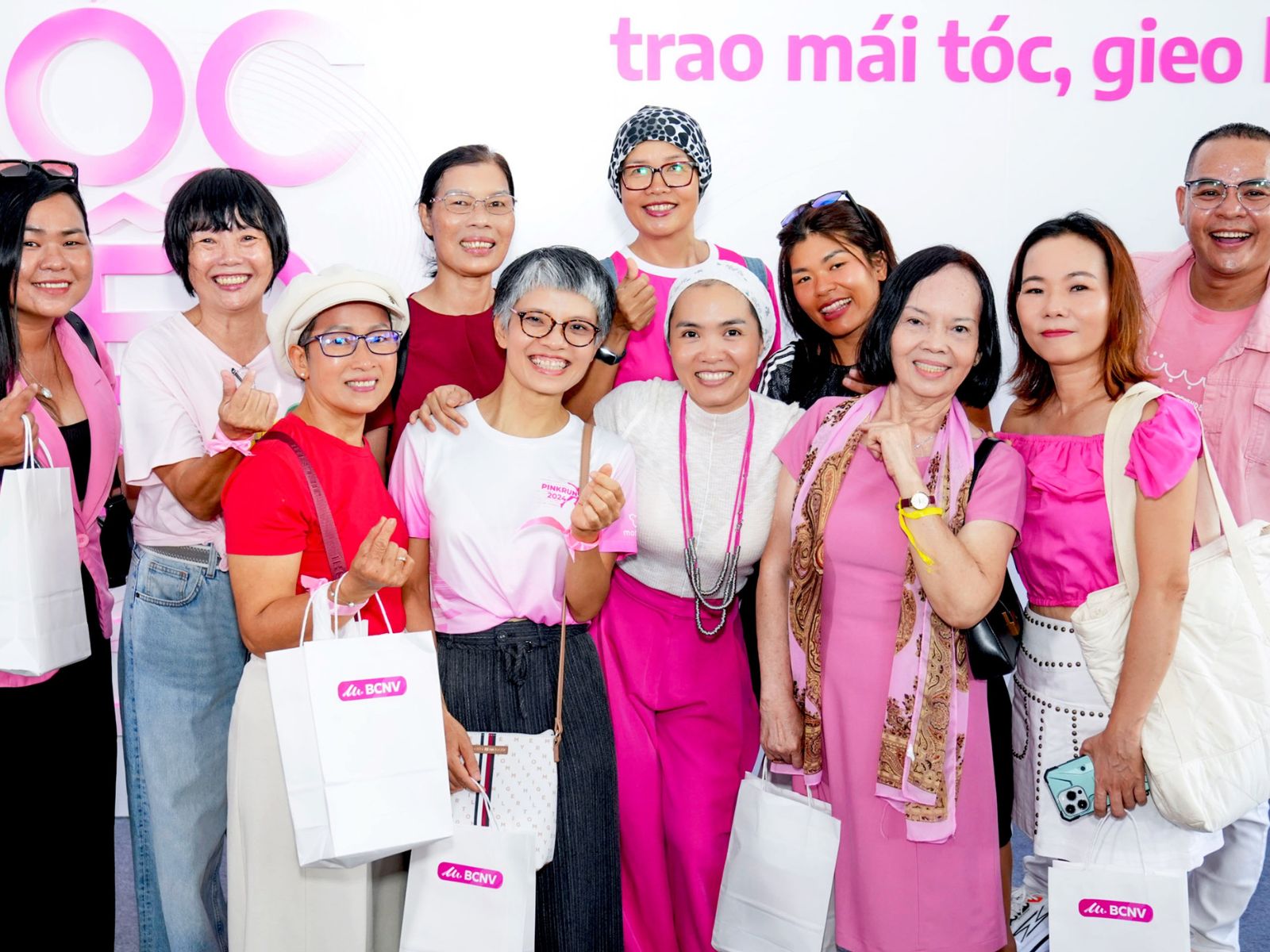 bzvn -10-nam-thu-vien-toc-bcnv-tu-mai-toc-trao-di-den-hanh-trinh-dong-hanh-cung-nguoi-benh-ung-3