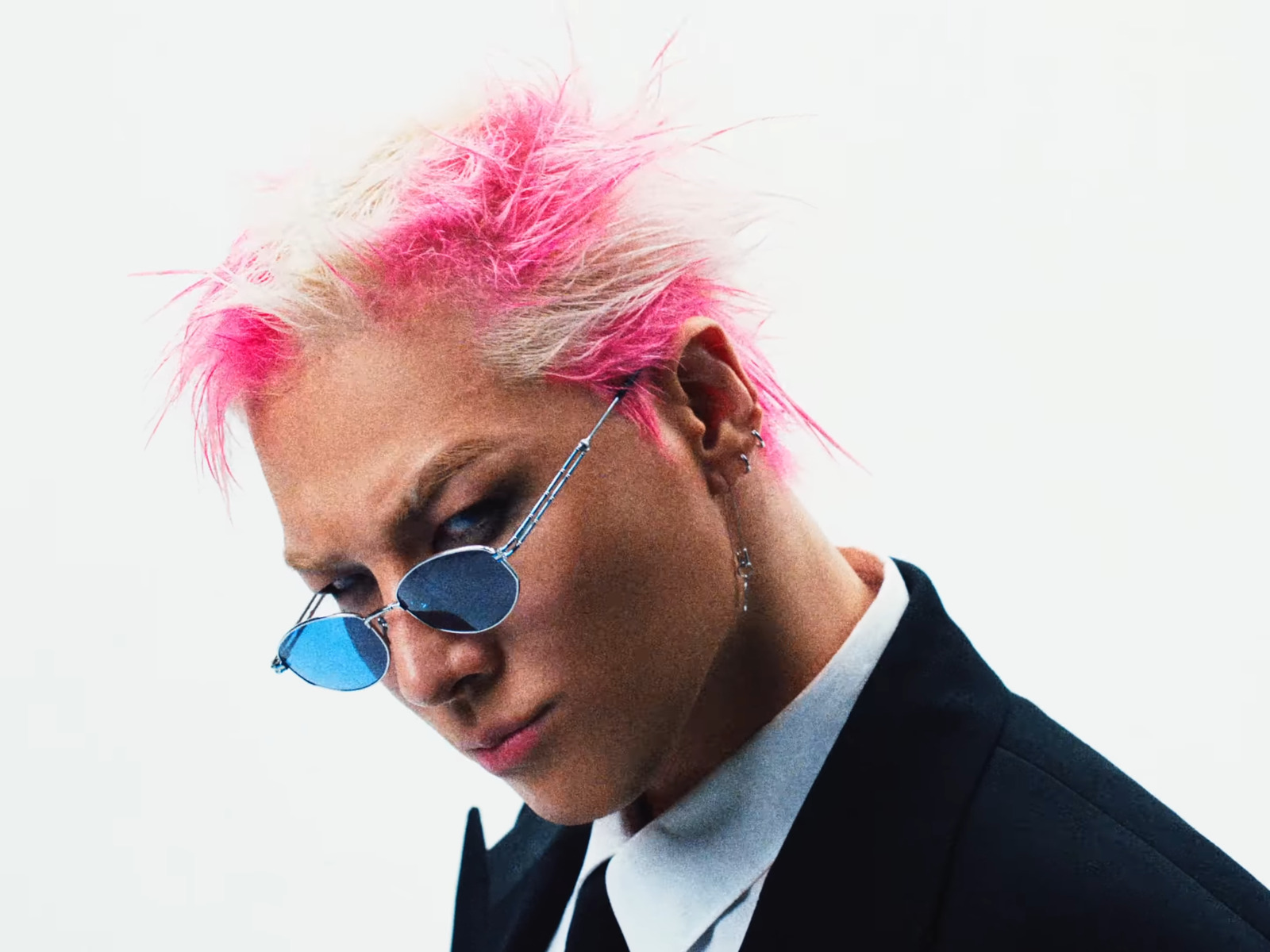 bzvn bigbang biiig mv fashion thoi trang mv ngang00010