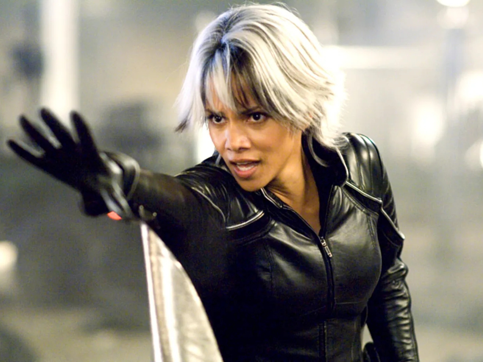 bzvn-dien-vien-x-men-moi-202800010