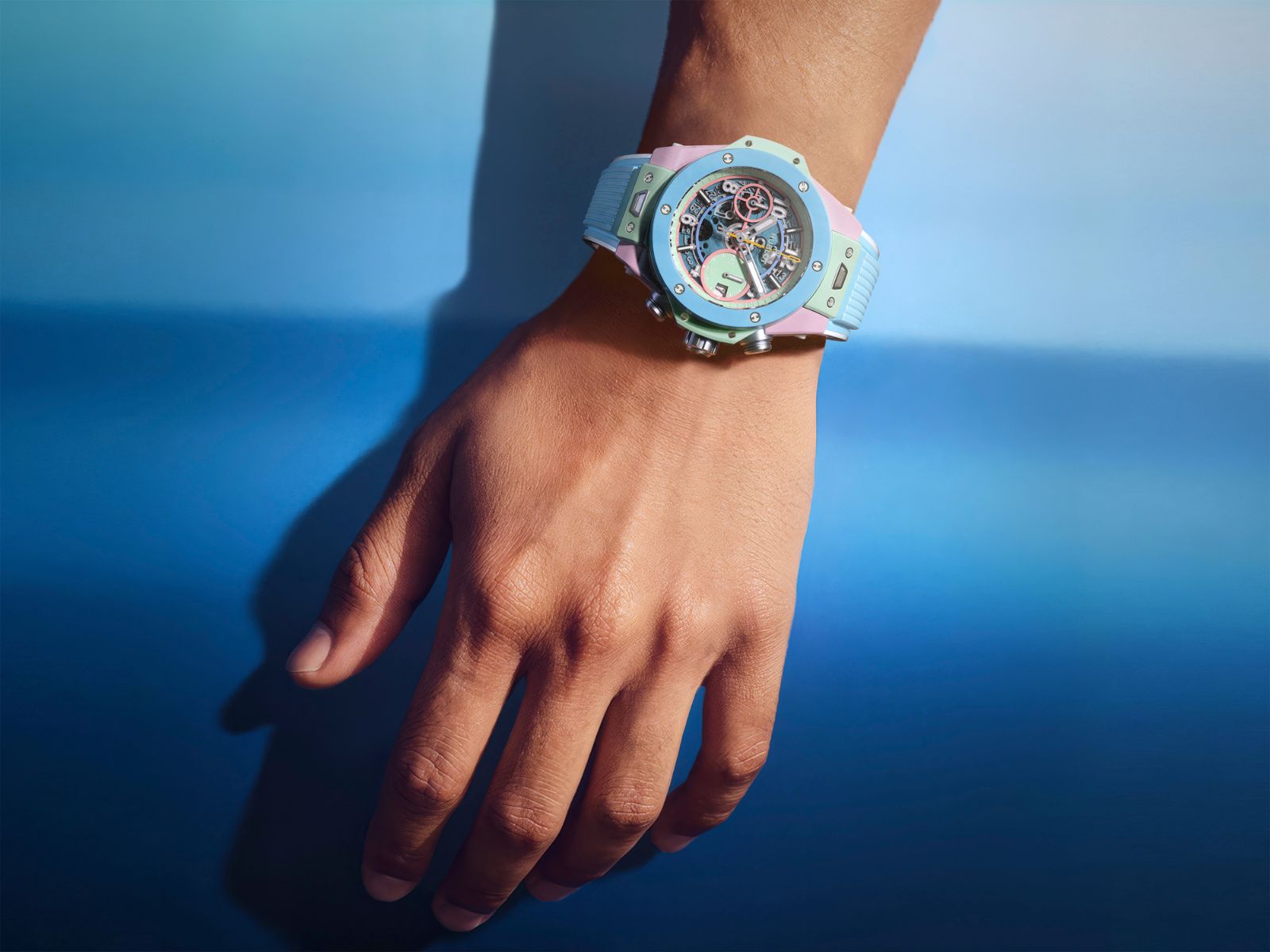 Đồng hồ Hublot Big Bang Summer 2026 nâng tầm nghệ thuật pastel ceramic插图1