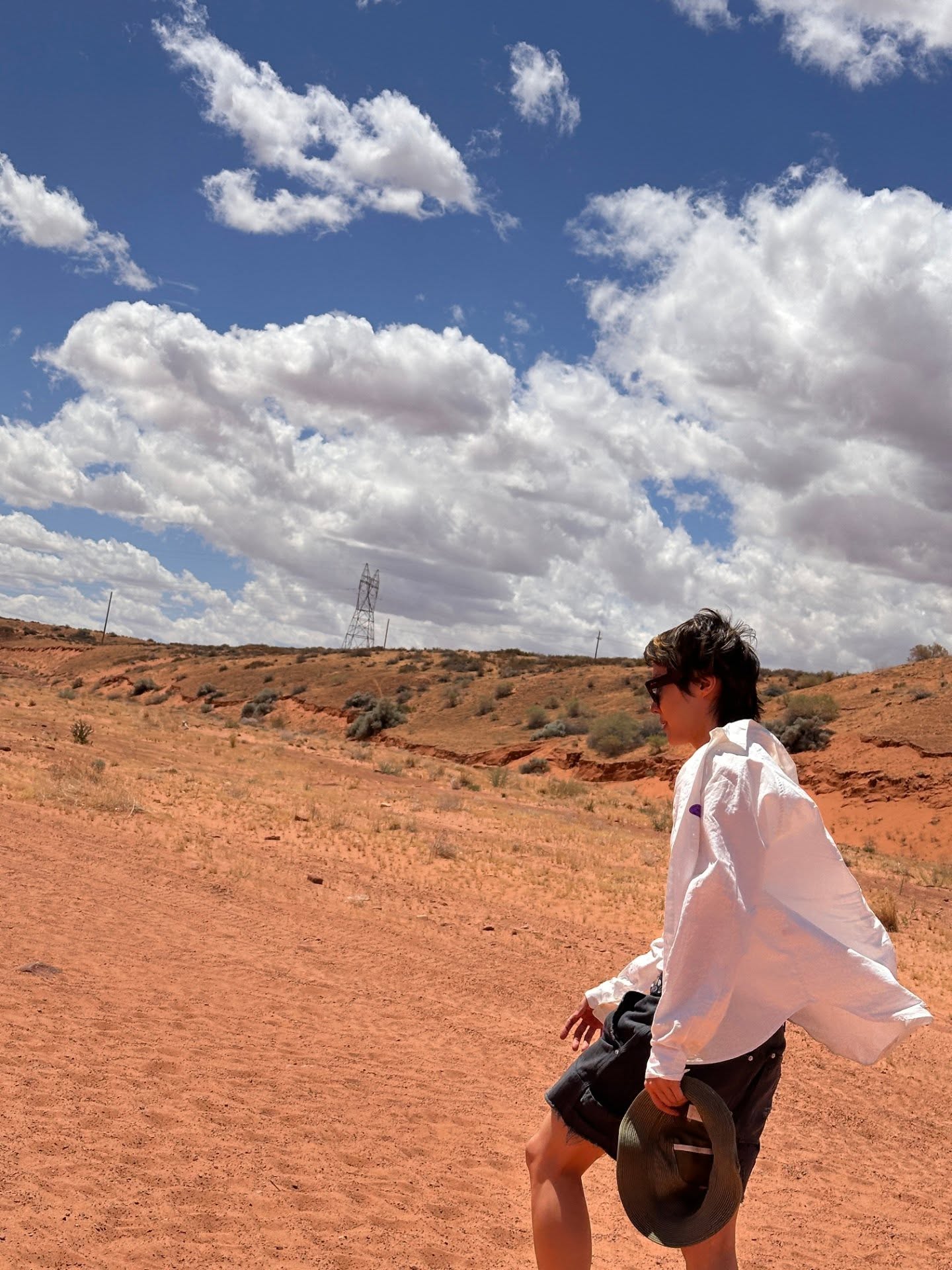 bzvn-j-hope-bts-antelope-canyon-hem-nui-linh-duong (2)