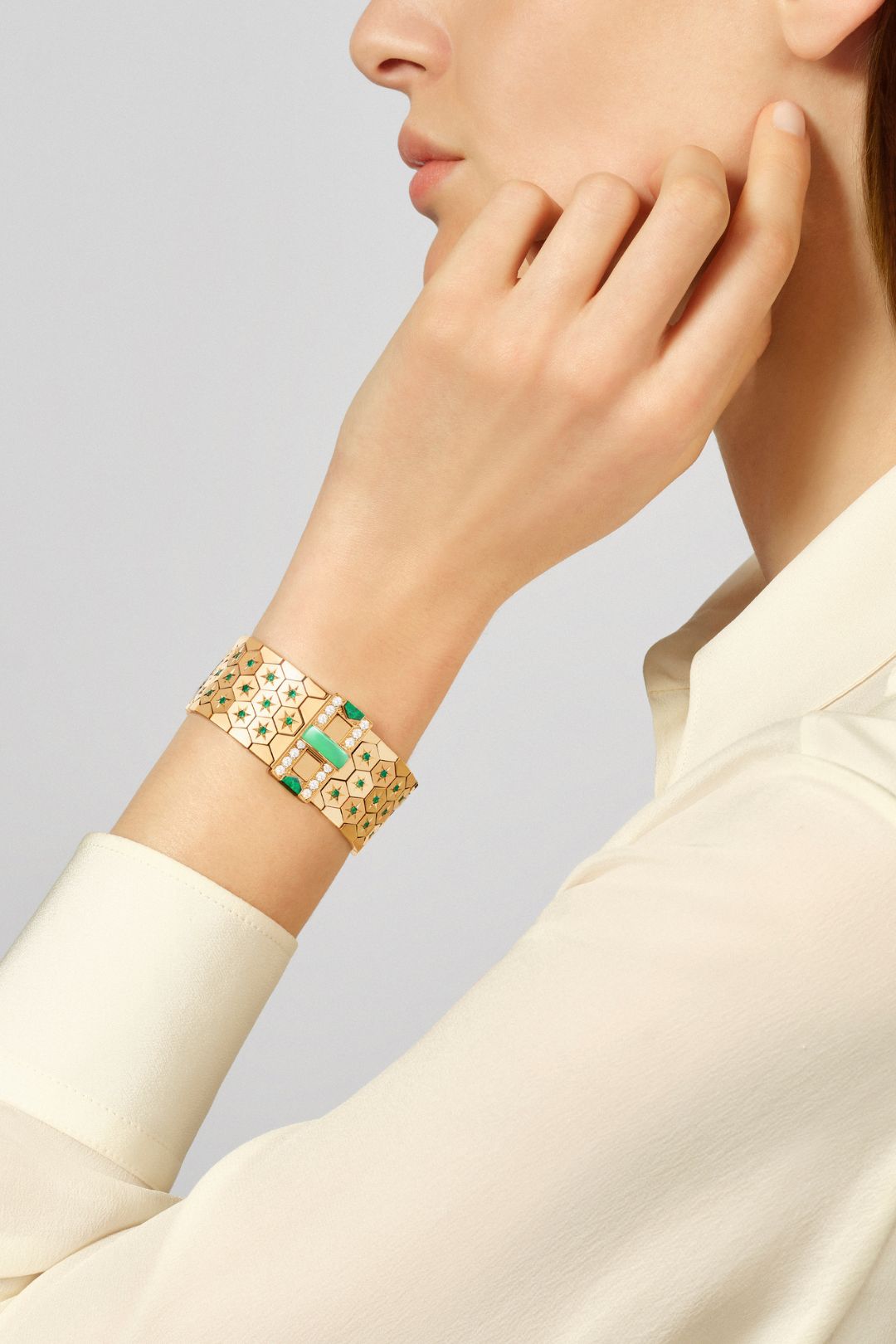 Tinh hoa thủ công làm nên Van Cleef & Arpels LUDO插图