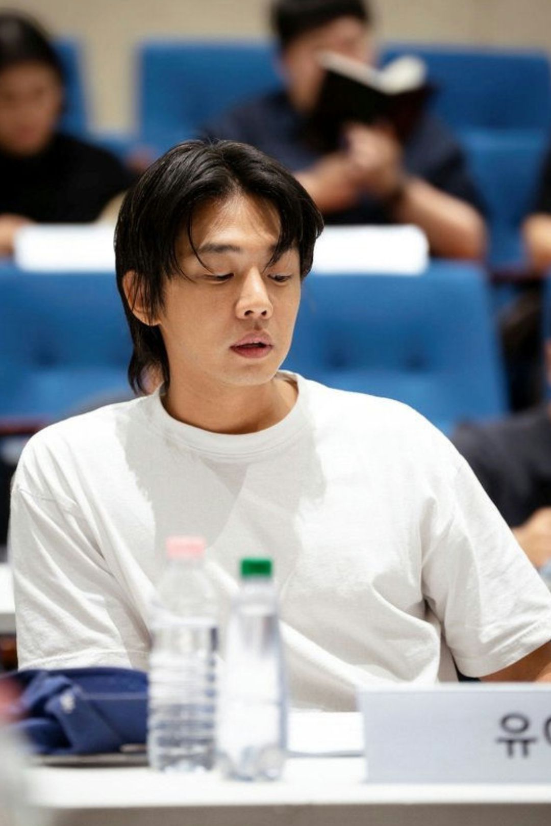 Yoo Ah In tái xuất mản ảnh rộng với phim tâm linh Vampir từ đạo diễn Exhuma插图