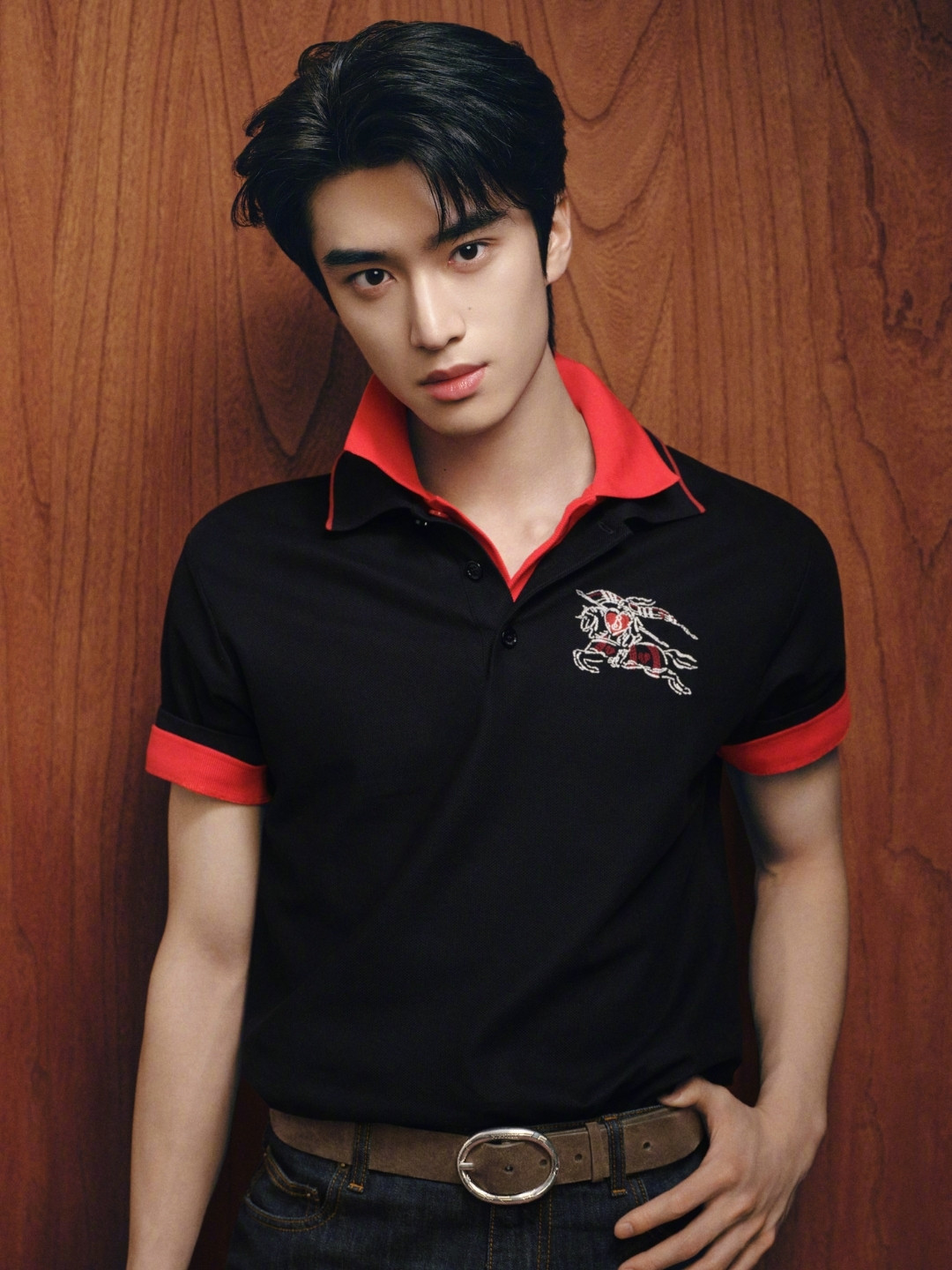 Burberry se duyên cho Trương Tịnh Nghi và Trương Khang Lạc插图4
