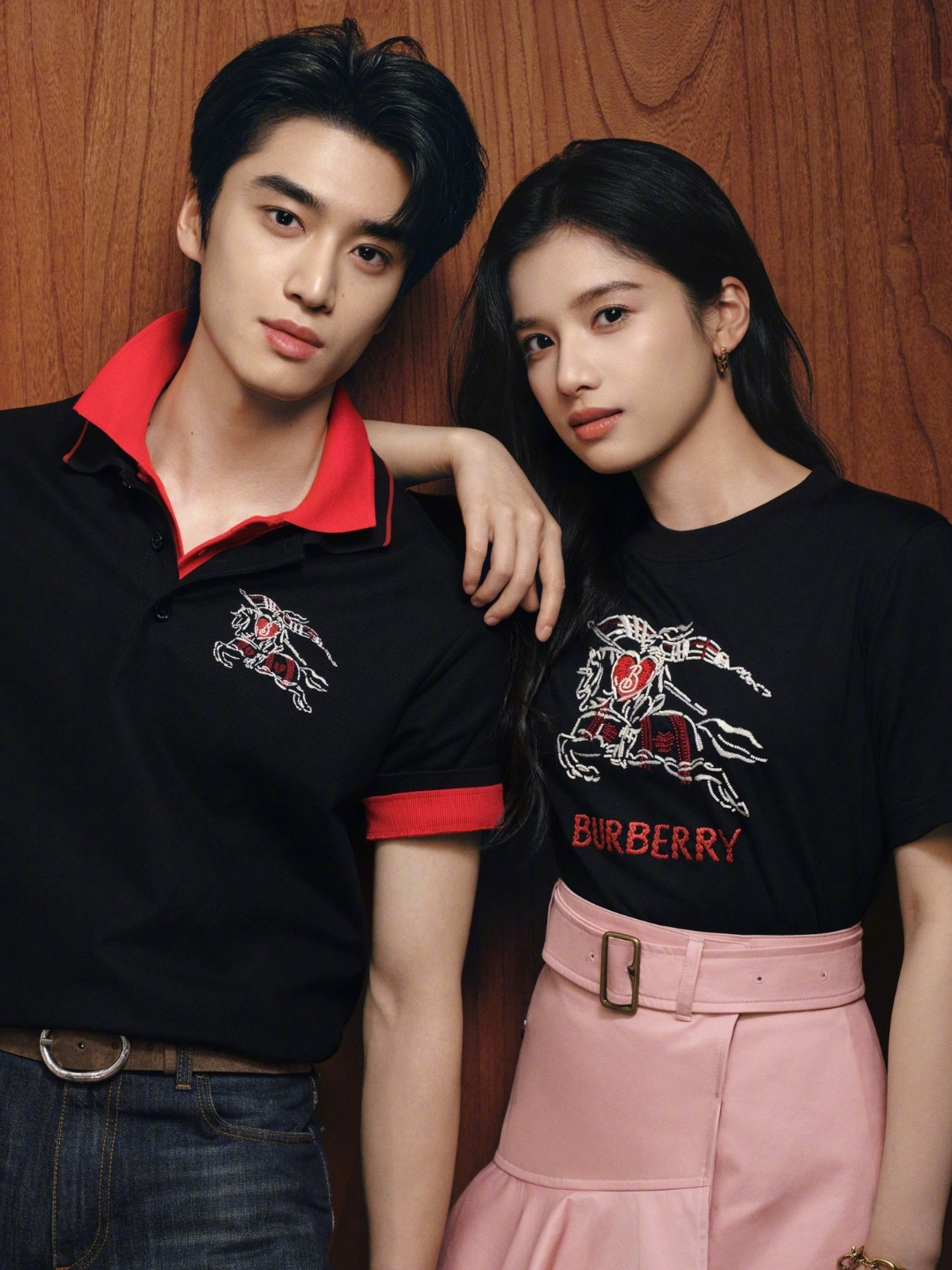 Burberry se duyên cho Trương Tịnh Nghi và Trương Khang Lạc插图1