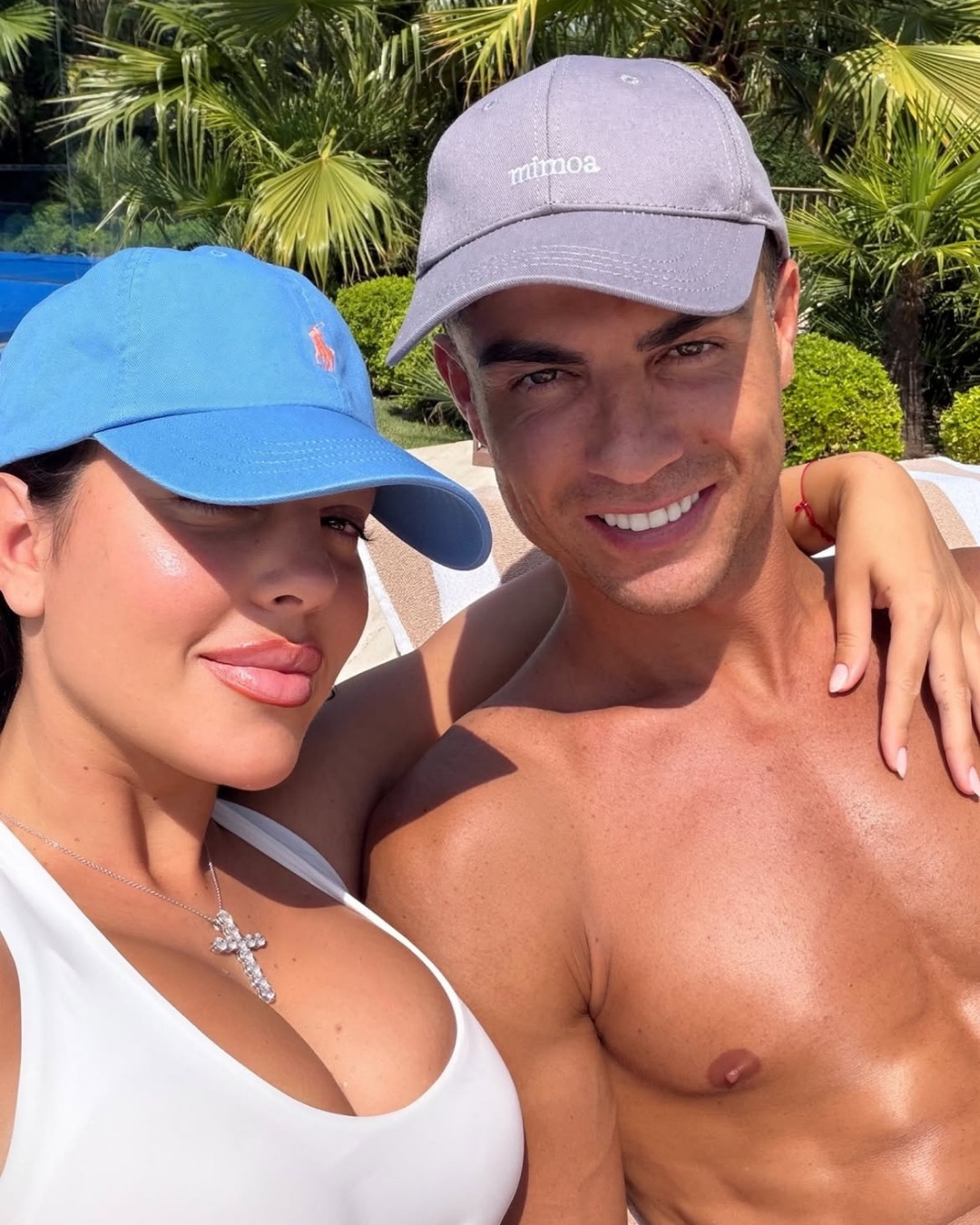 Cristiano Ronaldo và Georgina Rodríguez kết hôn sau một thập kỷ bên nhau插图4