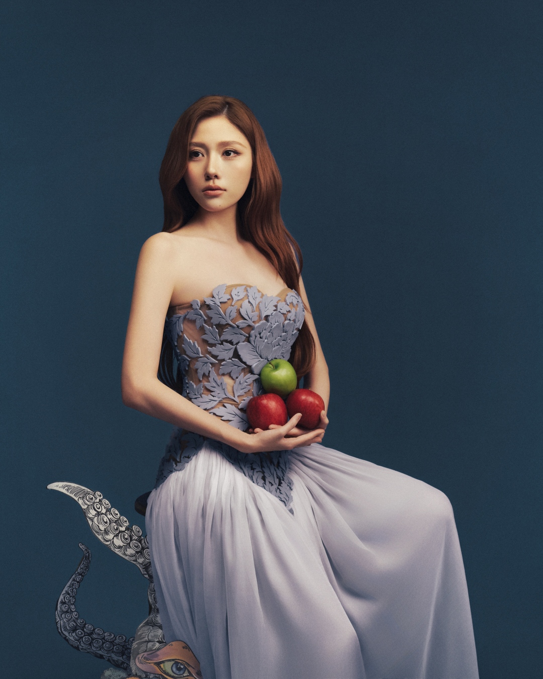 Harper’s Bazaar đồng hành cùng Trần Hùng trong dấu mốc 10 năm sáng tạo插图2