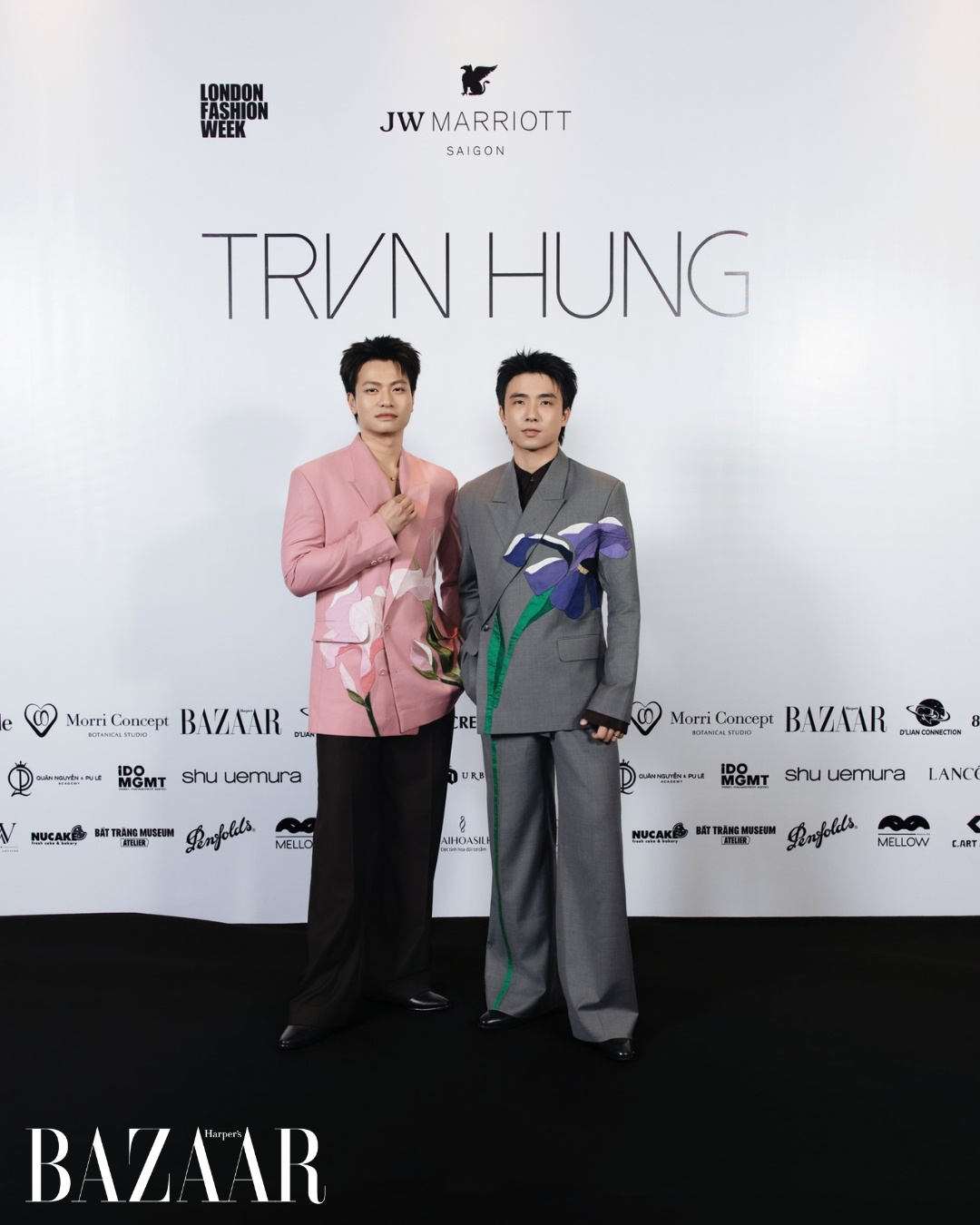 Thảm đỏ kỷ niệm 10 năm TRAN HUNG rực rỡ như vườn hoa插图29