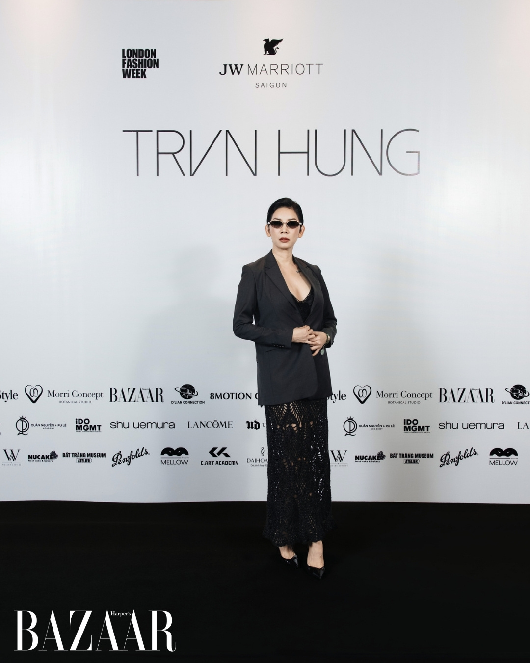 Thảm đỏ kỷ niệm 10 năm TRAN HUNG rực rỡ như vườn hoa插图15