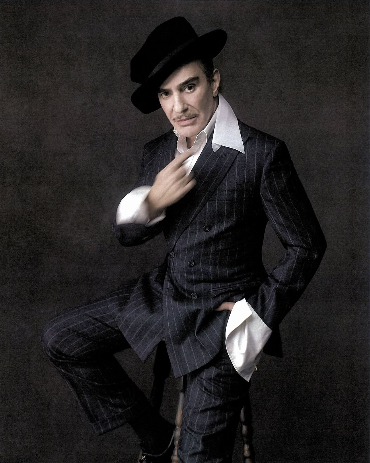John Galliano rút lui khỏi triển lãm và Met Gala 2027插图