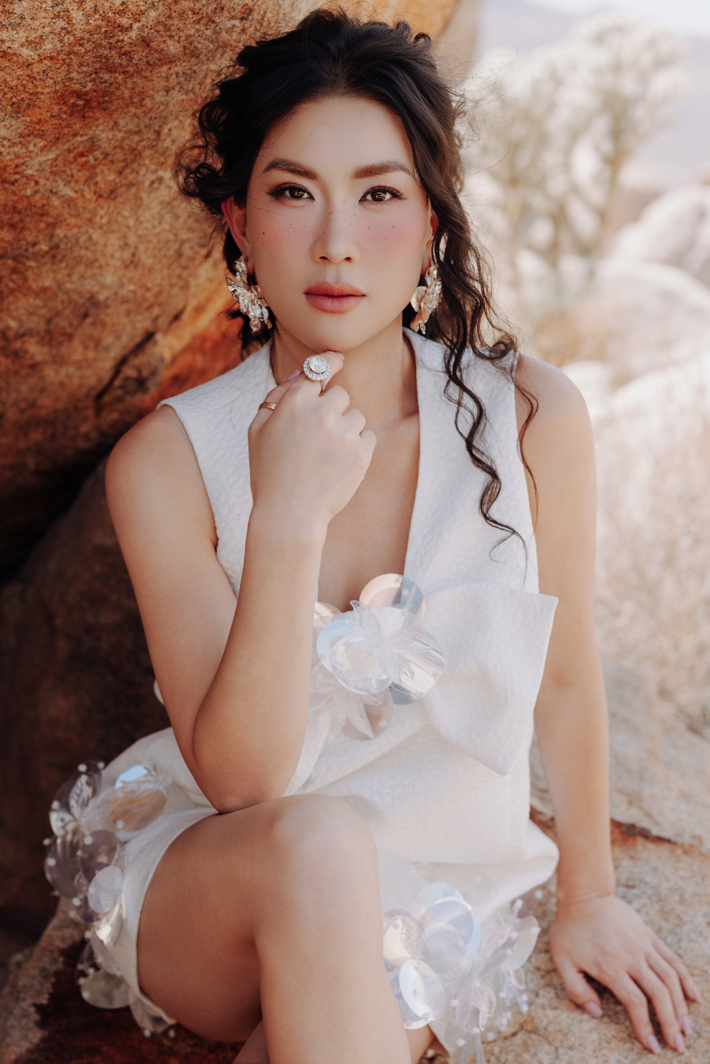 Thời trang nghỉ dưỡng của VUNGOC&SON đến công viên Joshua Tree nước Mỹ插图5