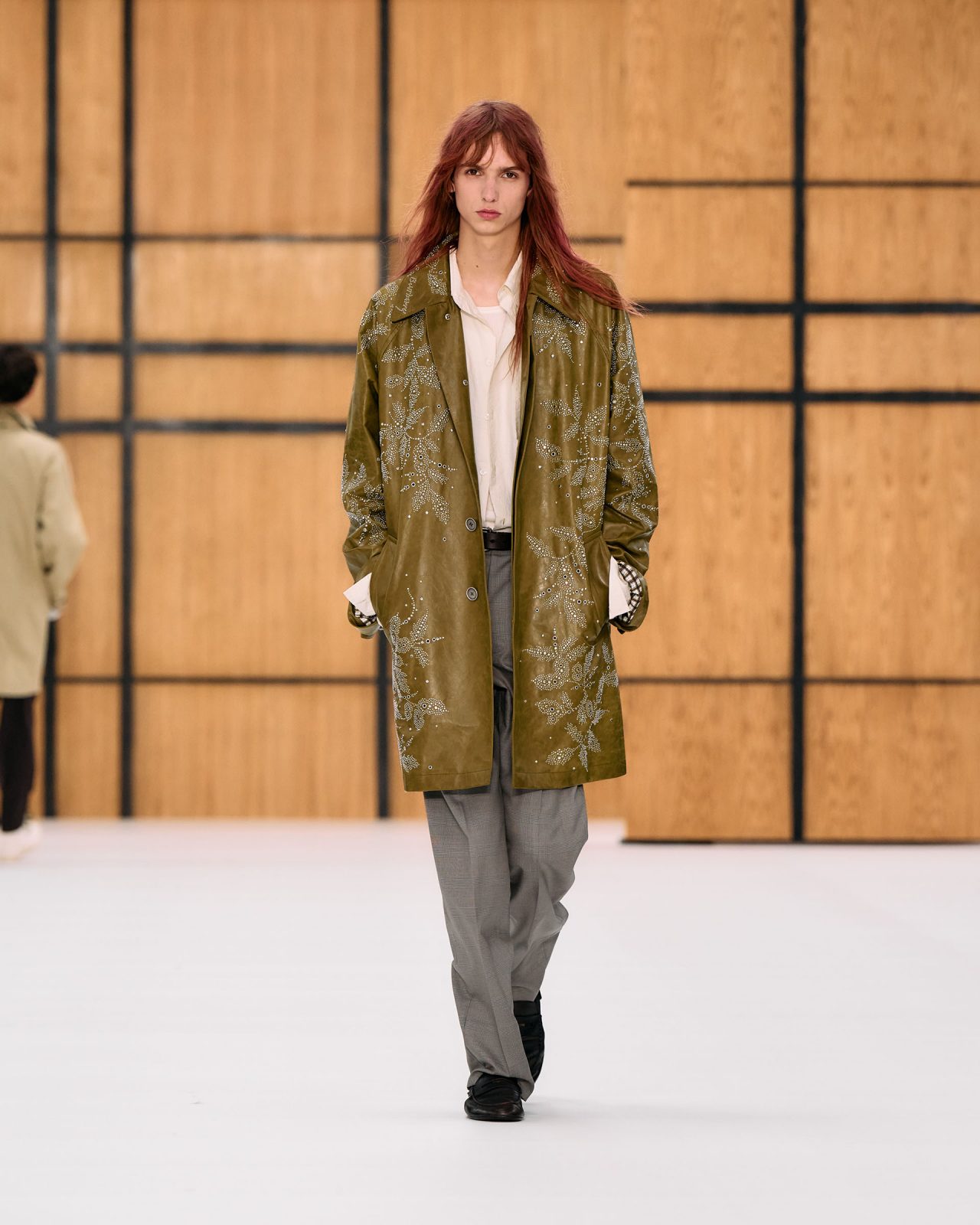 Burberry Xuân Hè 2027: Burberry đâu chỉ có họa tiết kẻ sọc tartan插图1