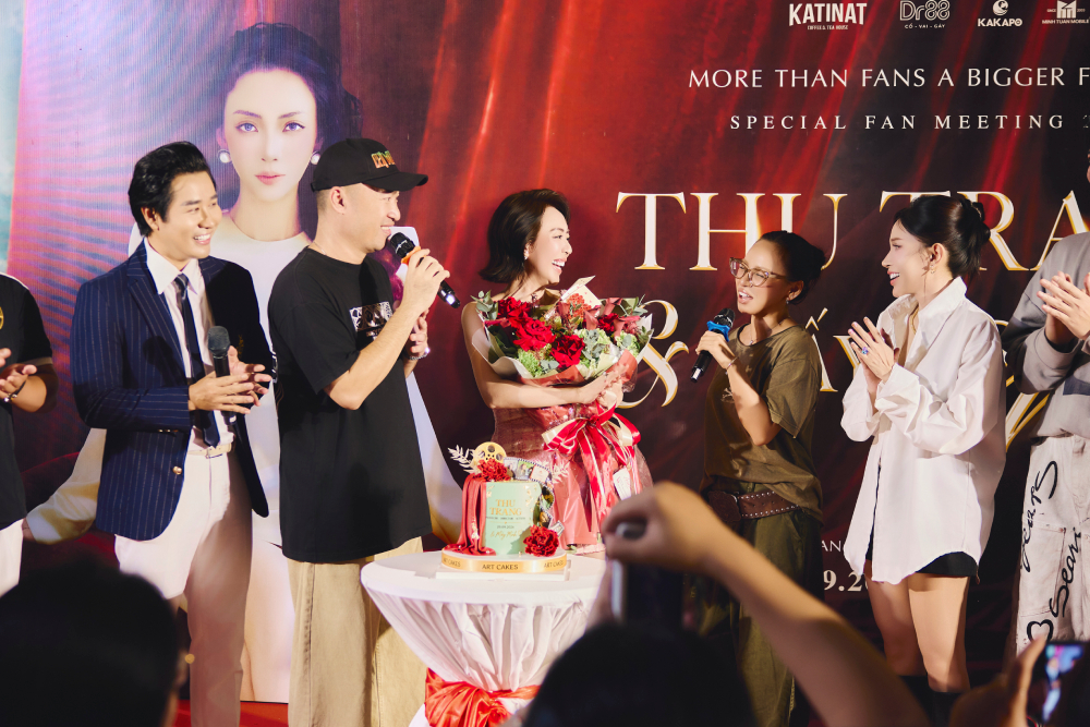 Thu Trang hé lộ kế hoạch cho 2 dự án điện ảnh trăm tỷ tại fan meeting插图