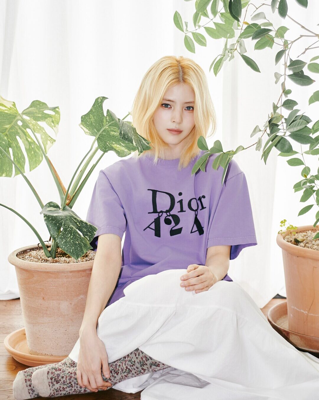 bzvn dior a24 ao thun graphic tee han so hee