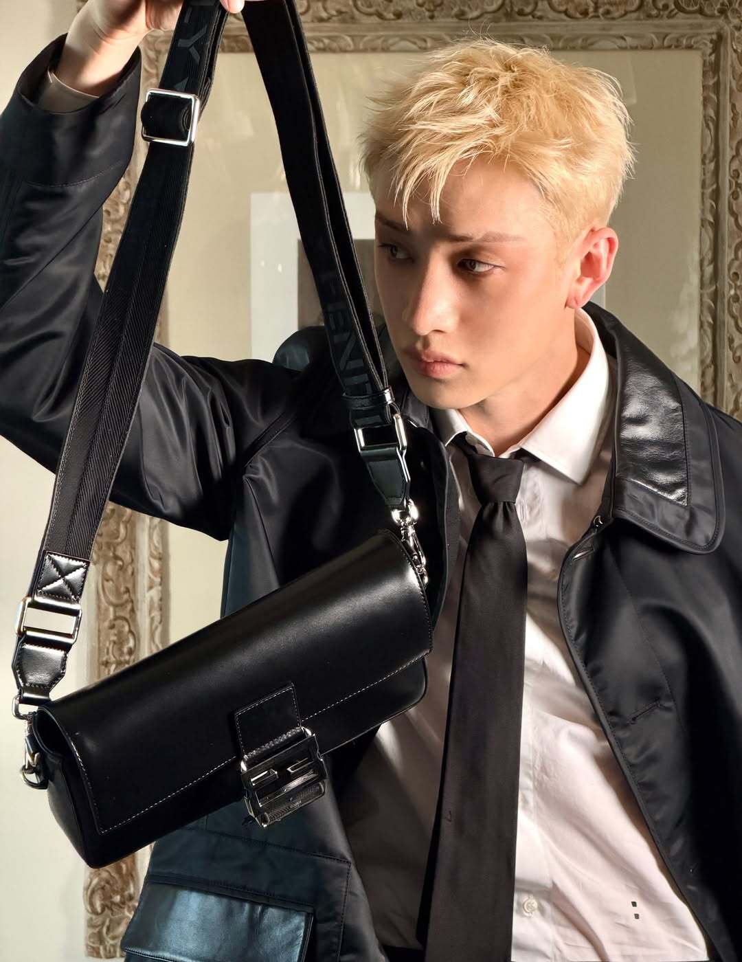 bzvn front row fendi xuan he 2027 bang chan stray kids (4)