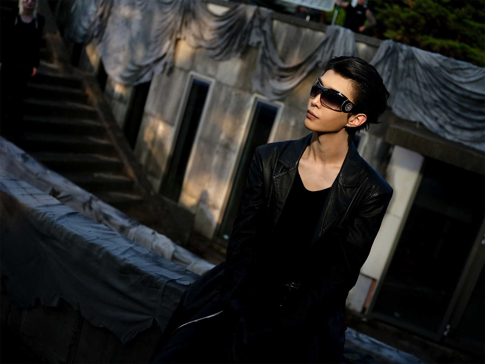 bzvn-pham-thua-thua-buoc-ra-thi-truong-am-nhac-quoc-te-voi-album-skyfall-7