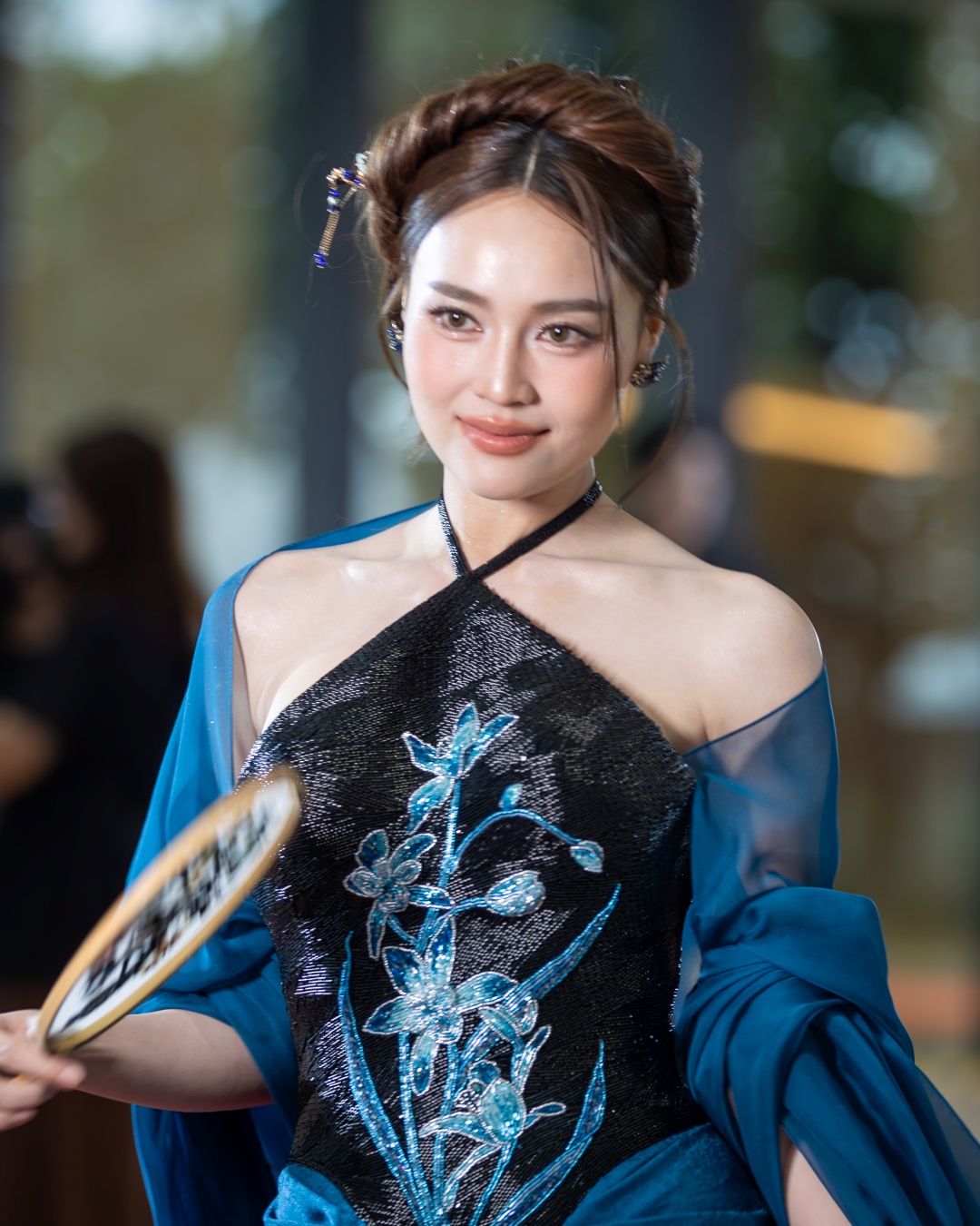 ninh-duong-lan-ngoc-vai-thi-lieu-chi-chi-em-em-3