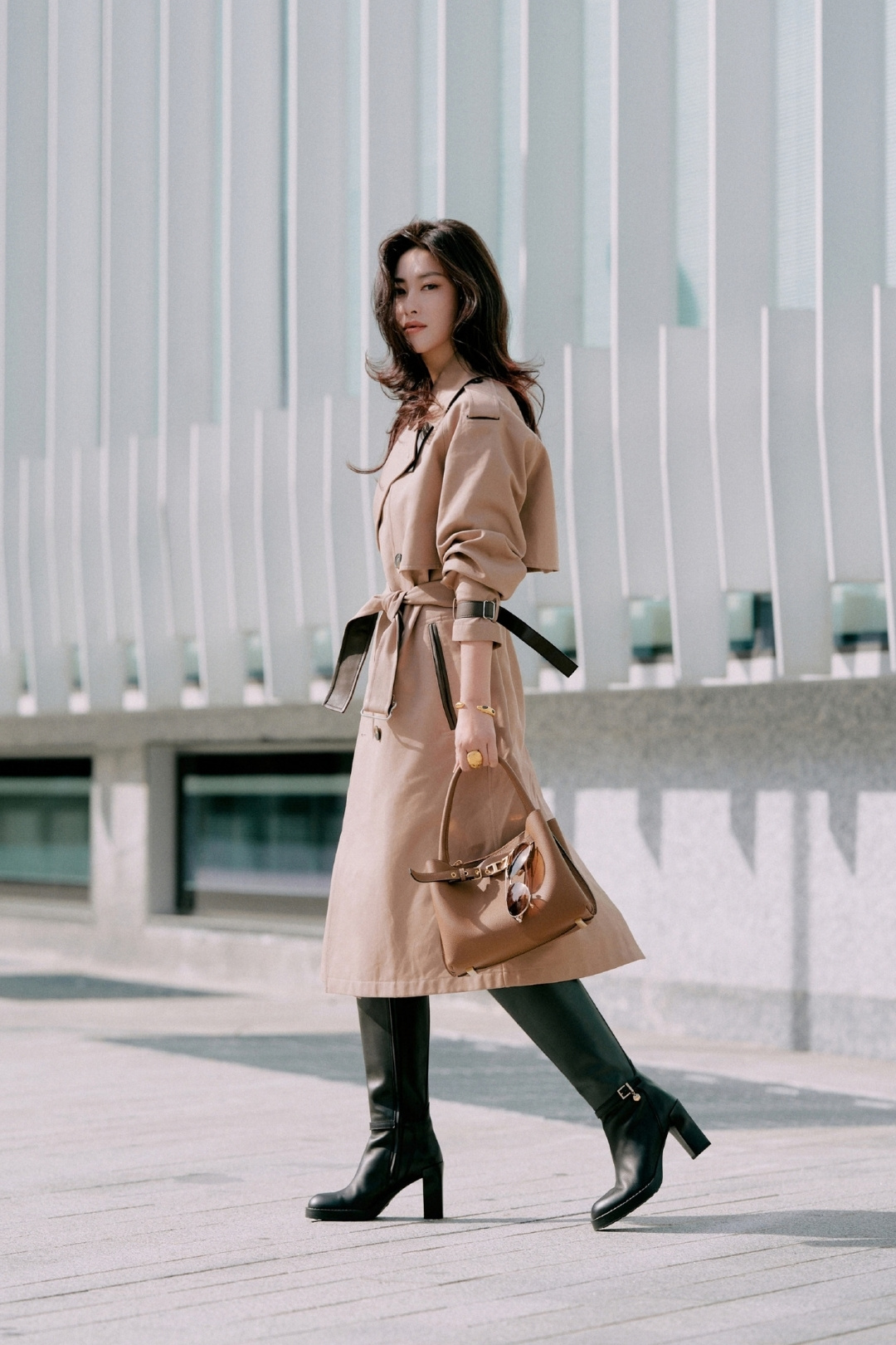 “Sếp Khương” Chu Châu thanh lịch, sang trọng dự show Tod’s插图3