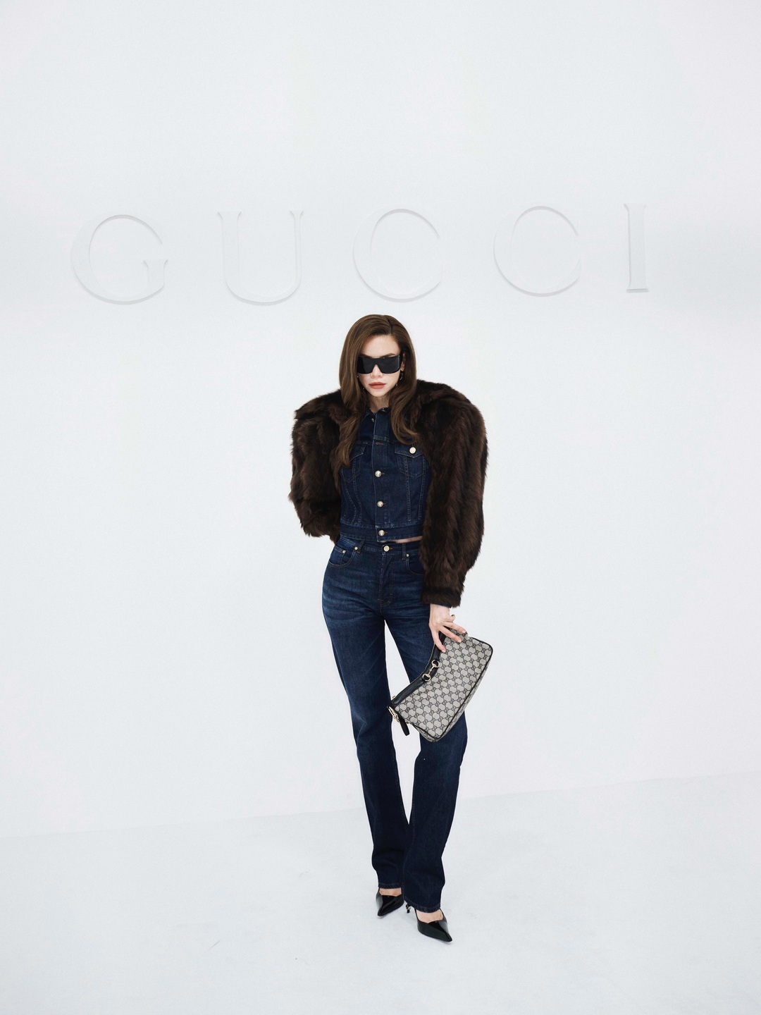 sao viet tai milan fashion week tuan le thoi trang milan xuan he 2027 ss27 ho ngoc ha gucci00003