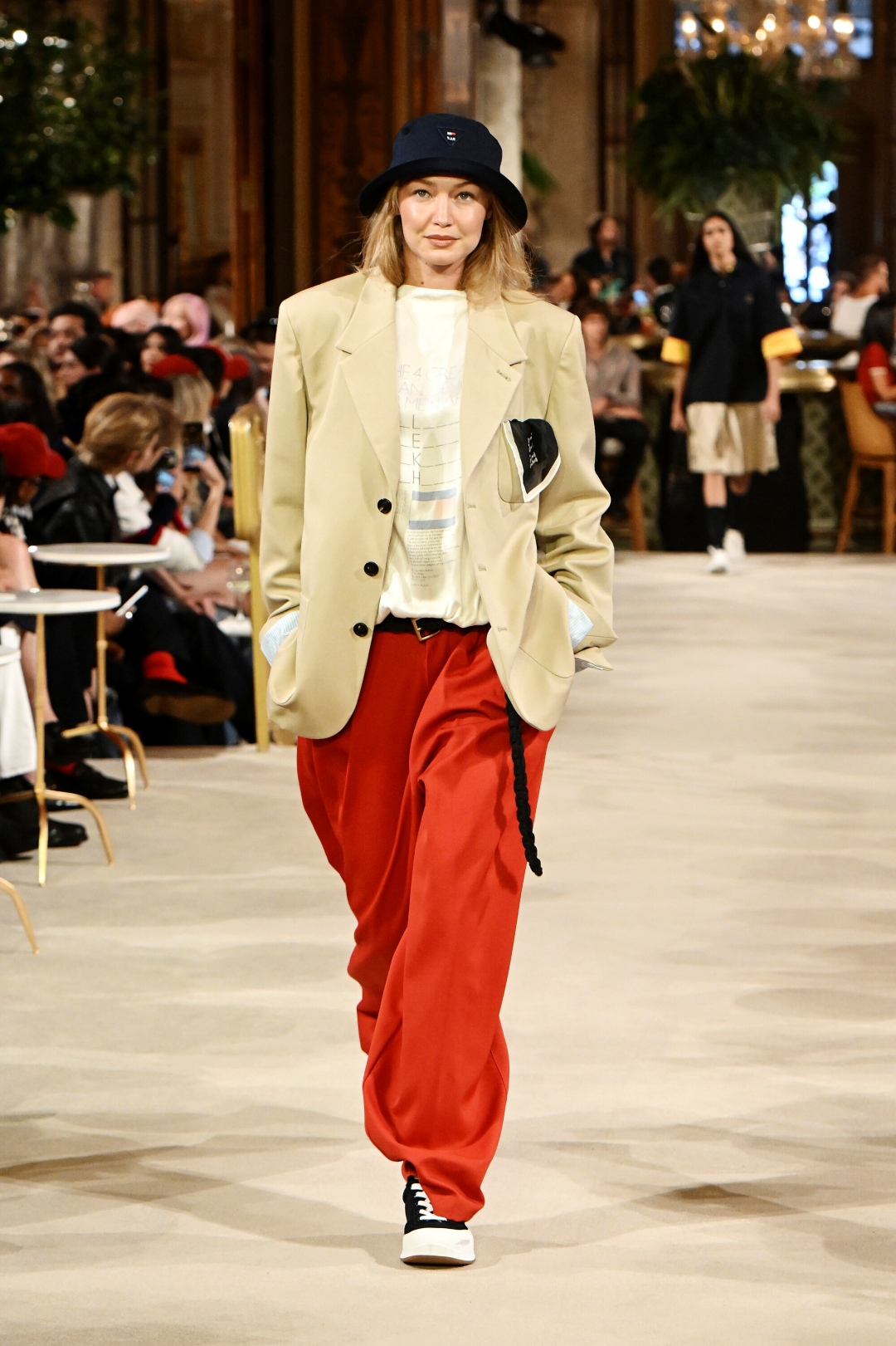 phong-van-interview-tommy-hilfiger