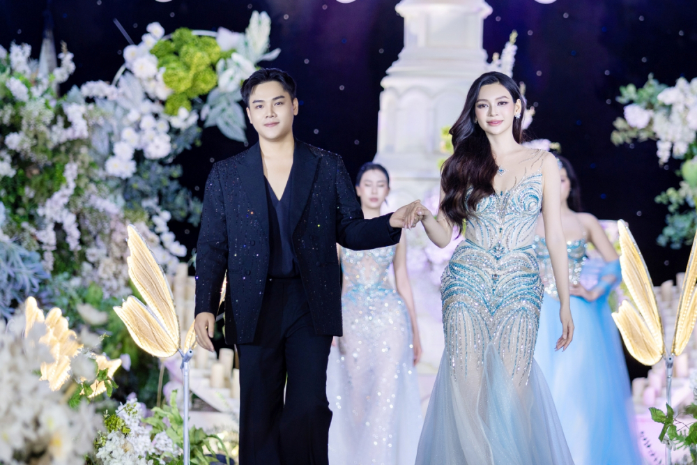 Dàn thí sinh Miss Charm Vietnam khoe sắc vóc trên sàn diễn The Charm Fashion Show插图4 Dàn thí sinh Miss Charm Vietnam khoe sắc vóc trên sàn diễn The Charm Fashion Show插图4