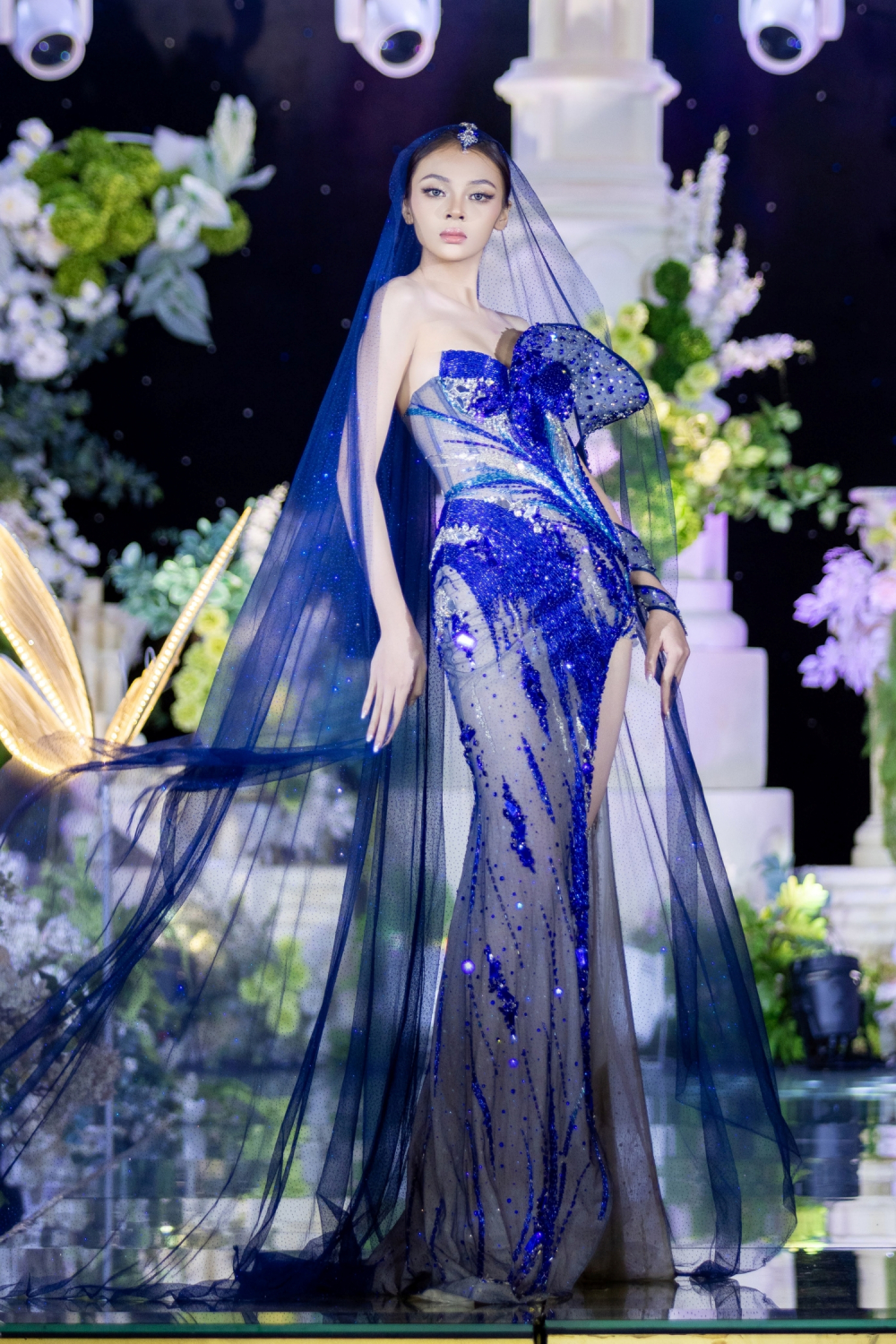 Dàn thí sinh Miss Charm Vietnam khoe sắc vóc trên sàn diễn The Charm Fashion Show插图5