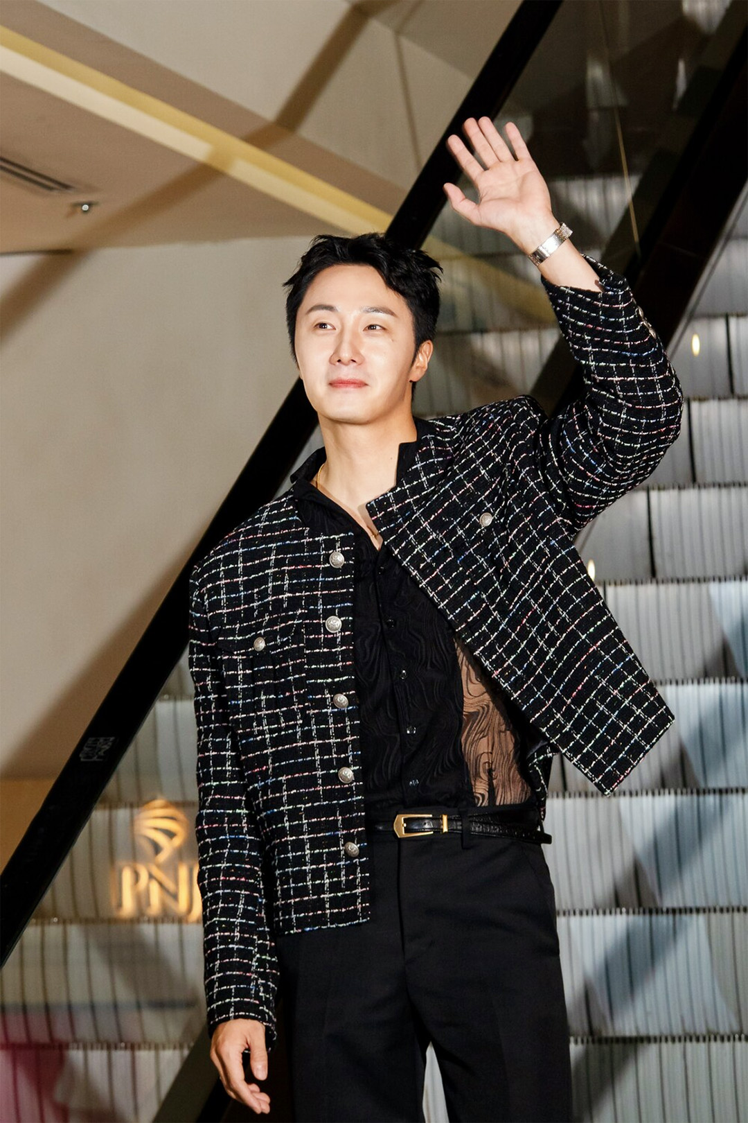 bzvn-jung-il-woo-tiep-tuc-hanh-trinh-tai-viet-nam-voi-du-an-dien-anh-moi-va-ke-hoach-fan-meeting-7