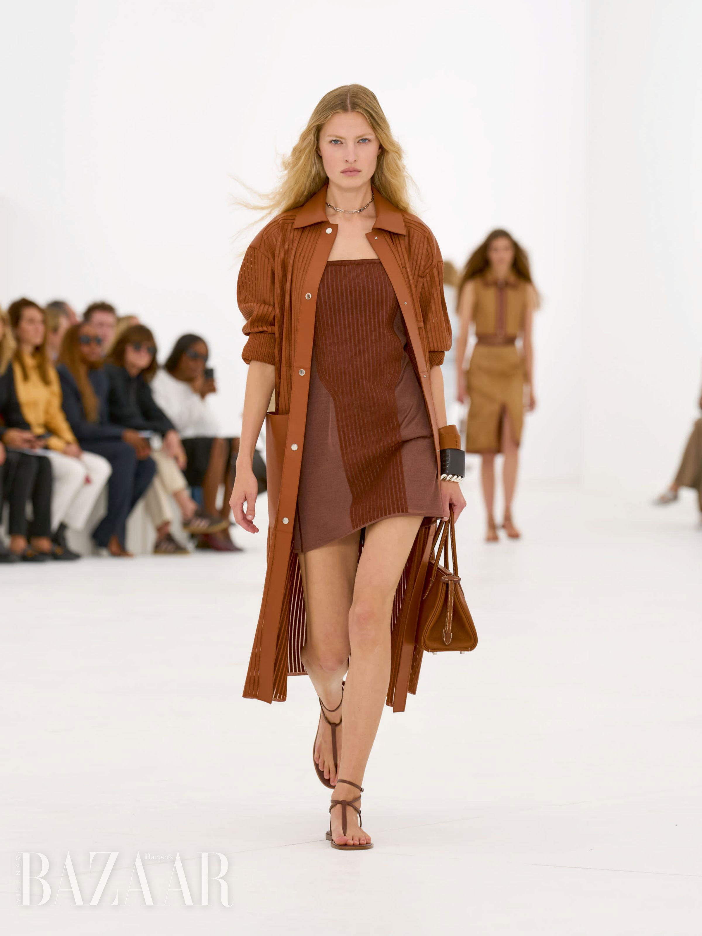 Hermès Xuân Hè 2027: Hình thái của không khí插图2